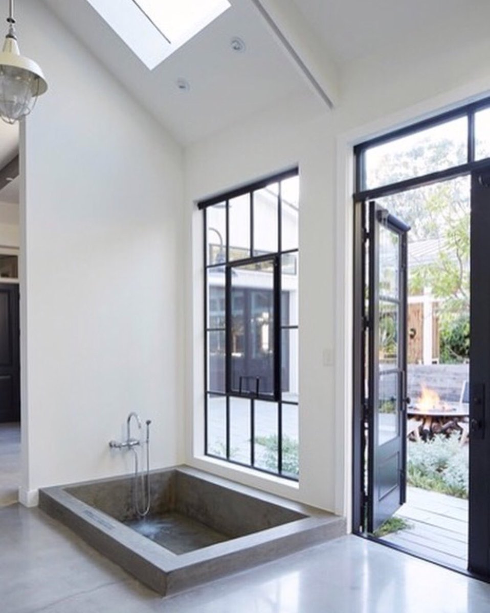 RGoddardDesigns's tweet photo. You've worked hard all week, and now it's time to stay home and just... relax! Designed by: #RachaelGoddardDesigns #tgif #bathtime #bath #interiordesign  #bathroom #modernfarmhouse #spa #relaxation https://t.co/kWJr41QiyN