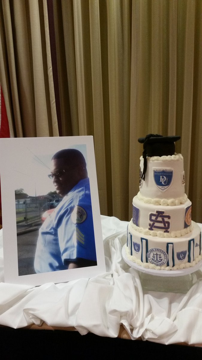 ablash's tweet photo. @Mvj6969 so proud of my brother. #myDU #DillardGrad18 https://t.co/hzbr6WHxH5