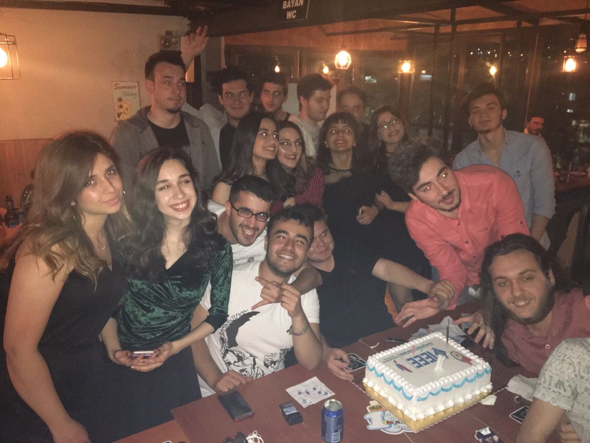 ieeeyalovauni's tweet photo. 1inci yılımız kutlu olsun🎊🎊🎊🎉🎉🎉🎉🙌 #ieee #ieeetrsb #ieeeyalova #ieeeyalovauni #ieeepes
#ieeeras
#ieeessp
#ieeewie
#ieeecs
#ieeeitkk 💥💥 https://t.co/ZUaeMJTDqJ