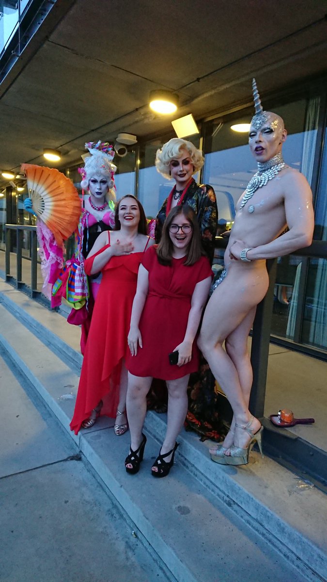 512_lyndsay's tweet photo. My uni is better than yours #EdgeHillGradBall https://t.co/WUsky9BicA