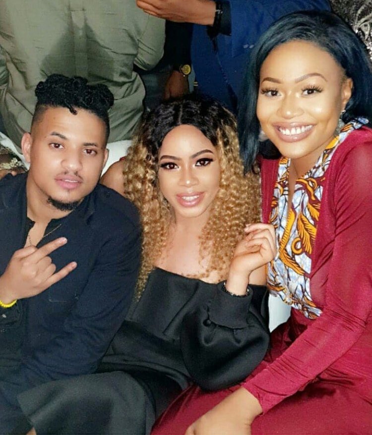 thefilopost's tweet photo. Rico X Nina X Vandora #BBNaija #TeamNina #TEAMMINA #TeamMiracle #Tolex #Vandee https://t.co/iEFmXljiMN