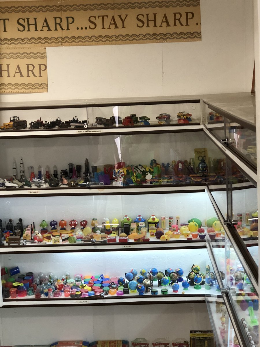 angelakohl4's tweet photo. Not only did I zip lined today, I was able to visit the Pencil Sharpener Museum! #lifeatitsfinest https://t.co/JqLLO8gOIG