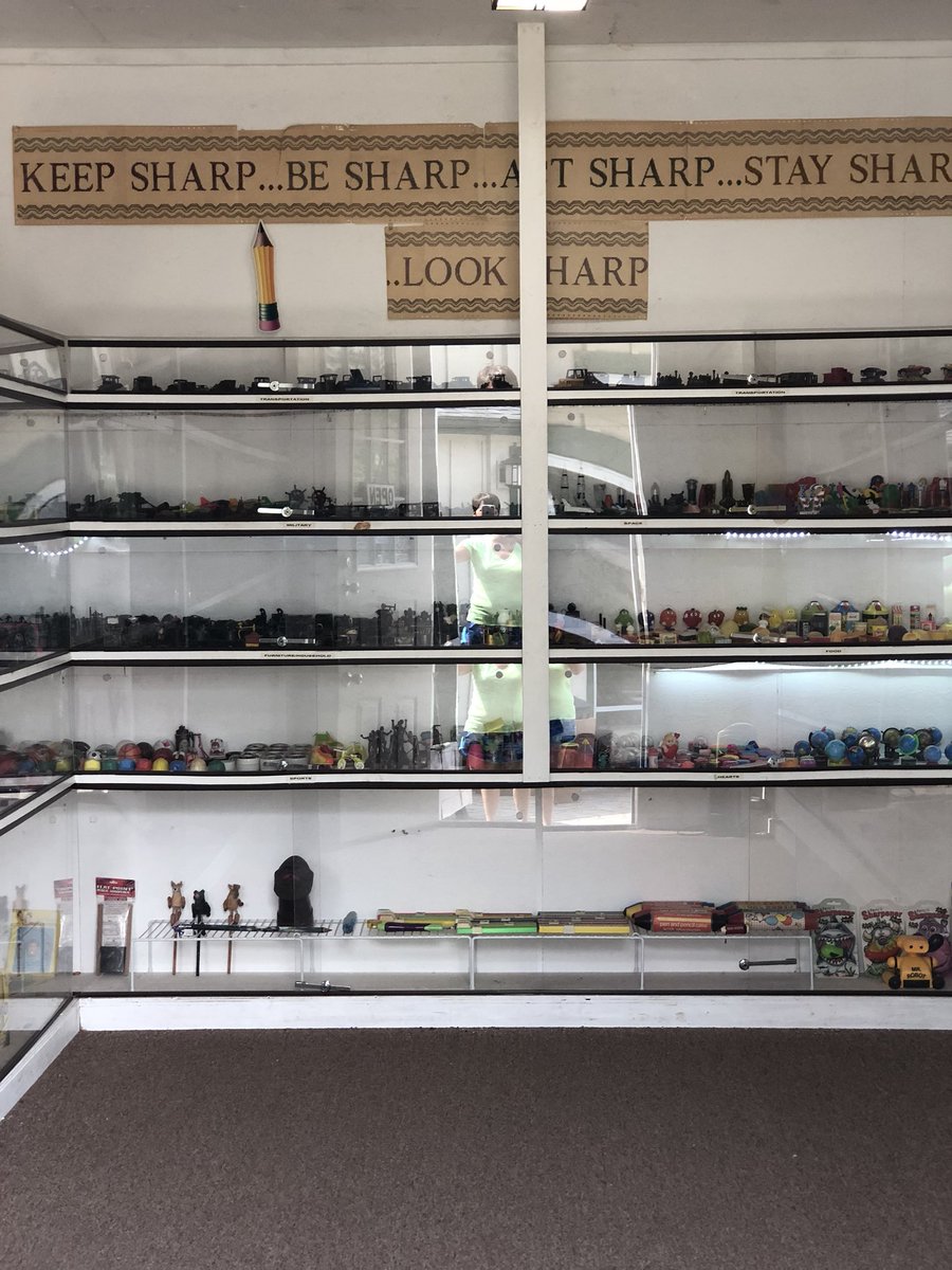 angelakohl4's tweet photo. Not only did I zip lined today, I was able to visit the Pencil Sharpener Museum! #lifeatitsfinest https://t.co/JqLLO8gOIG