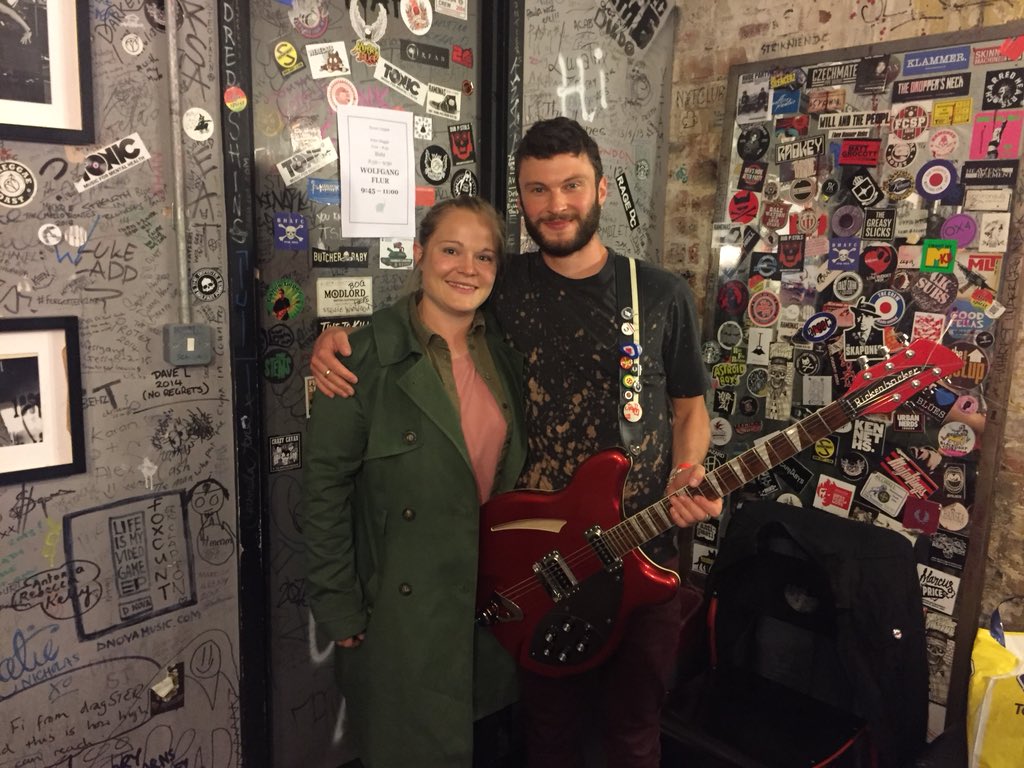 Lou Scott tweet media