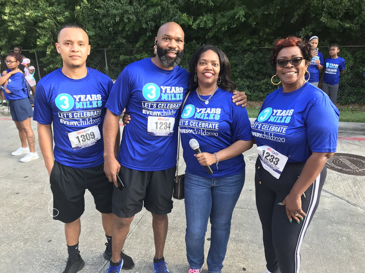 NitaC1908's tweet photo. Had a great time at the @SpringISD Wellness Fair & Fun Run #CommunityEngagement #FamilyEngagement #iAmSpringISD @ISKILLS_MYSTROS https://t.co/wUoiqulJS2