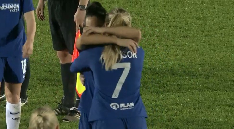 BBCSport's tweet photo. FT Chelsea Ladies 2-1 Sunderland Ladies

The Blues go six points clear and have one hand on the title! https://t.co/Ko4MBb6gm9 https://t.co/KshBpLpTpu
