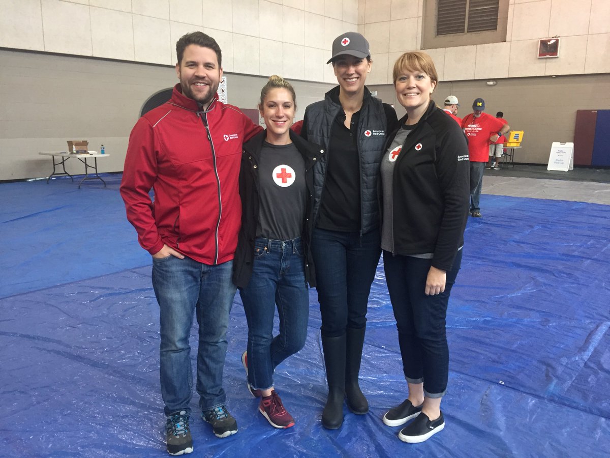 hannah9915's tweet photo. Thank you to the incredible team at the @RedCrossLA and all the volunteers who helped install smoke alarms in homes today. An easy way to make a difference in our communities. #EndHomeFires https://t.co/rTpfZ9xJpw