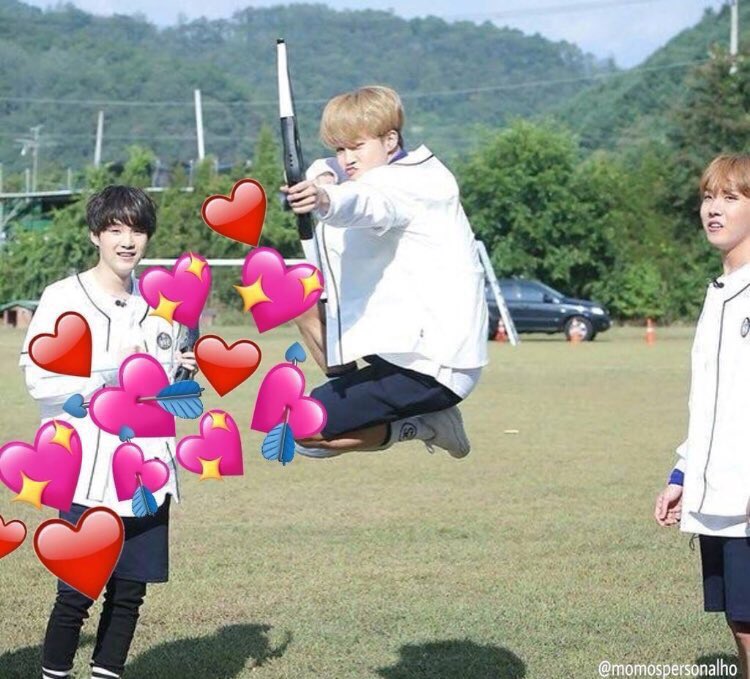 tyraftjimin's tweet photo. *Eleni performing Fuego*
Me:
#Eurovision https://t.co/5ebGrPsCPf