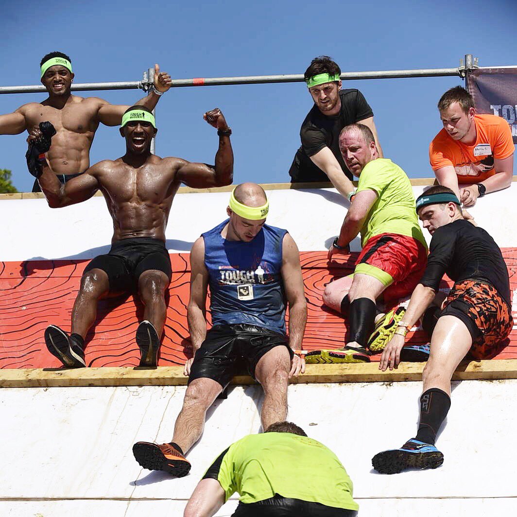 Winnerslane's tweet photo. ON TOP OF THE WORLD... @tough_mudder legends🤘🏾 https://t.co/cyHKmyEHFg