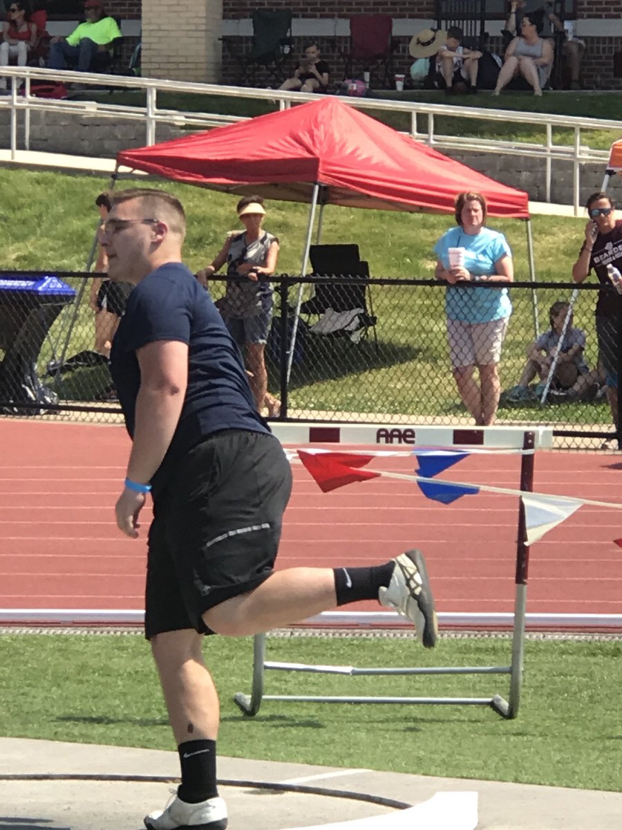 ac_mavs's tweet photo. Joseph Randolph sets a new PR and makes finals of sectional in Shot Put. https://t.co/1UjRxu5Jqj