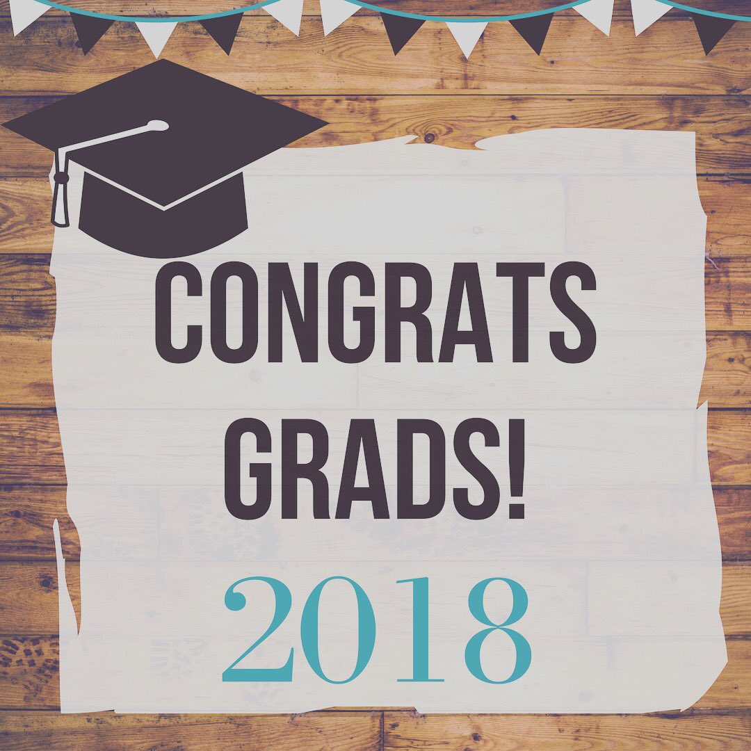 Simplecleandesk's tweet image. Your determination paid off ! Congrats to the graduating class of 2018 👏🏾👏🏾 #graduate #graduation2018 #youdidit