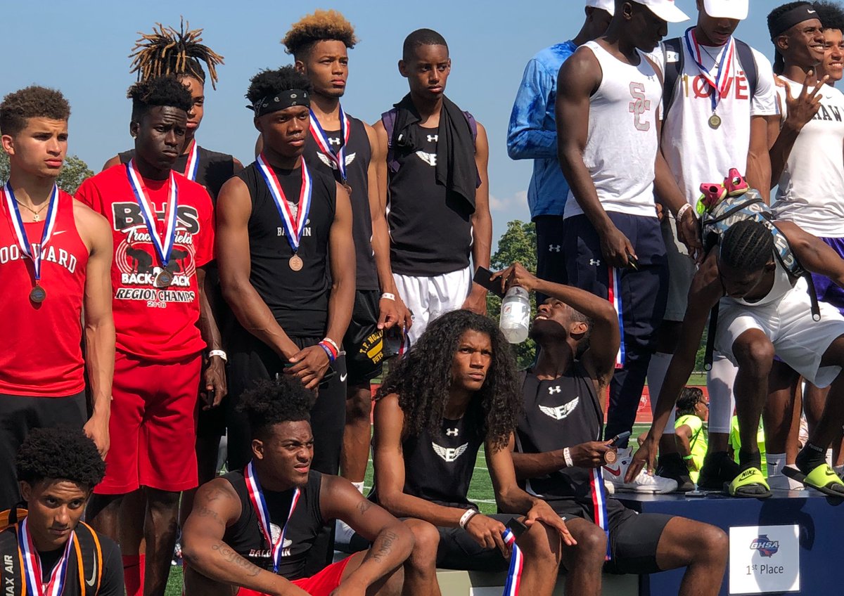 TrackEastside's tweet photo. 4x400 relay team 3rd place finish at the 4-AAAA state track meet. https://t.co/tjjYP7VhCI