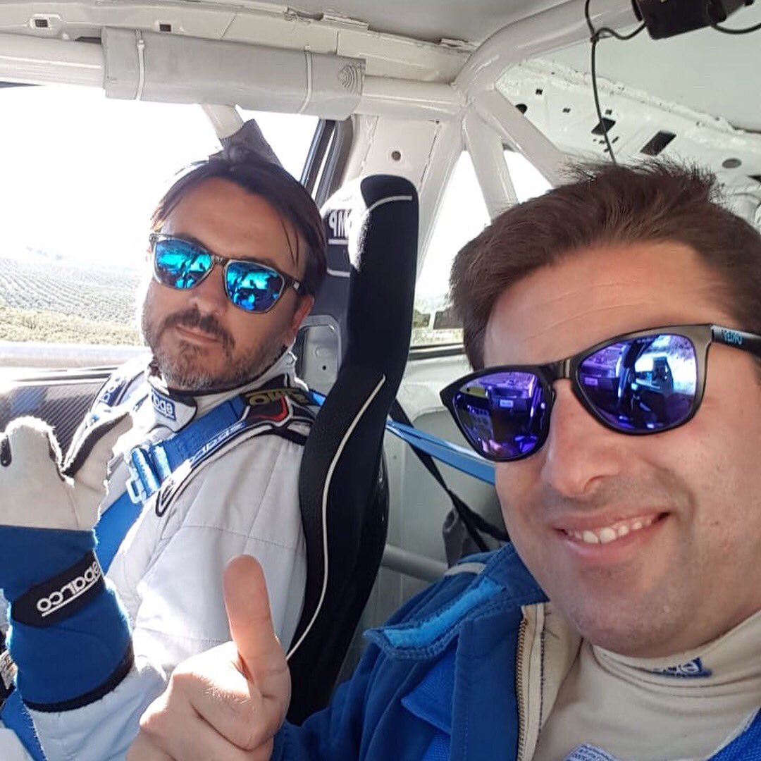 _arracing's tweet photo. Rallycrono de Nueva Carteya terminado.
1 copa Diputación clase II
2 clase III
9 general.
Gracias por confiar en nosotros!!!
Transformaciones Tecnicas Del Sur
#ViajesPalmasur
Ifsa Instalaciones Frigorificas Saez
#Talleres Civantos
#Rectificados Coreco
#Veimancha Iveco https://t.co/K61XhF2RVF