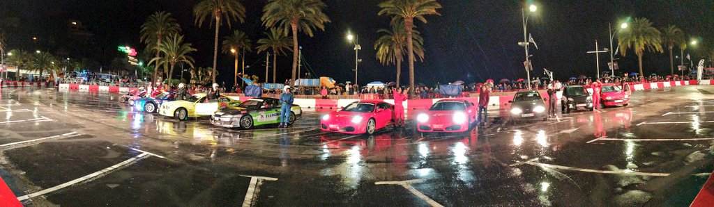 Promocio_Lloret's tweet photo. 🏁 Final del Car Show del #LloretFormulaWeekend. Gran pilotatge en asfalt mullat 💦 #mylloret #ViuLloret https://t.co/qSkLnceTSN