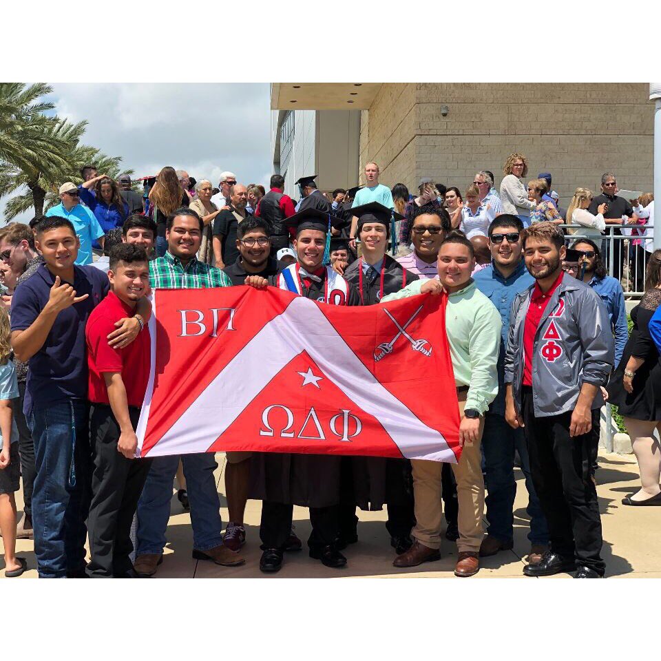 drizzyizzy15's tweet photo. That’s a wrap! Starting a new chapter in my life 🎓
#TAMUCCGrad https://t.co/BuQ7I1uRFX