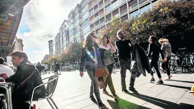 “Et porto als millors #Restaurants de #CuinaCatalana que conec” 

<a href="/FoodLoversCo/">Food Lovers Company</a> <a href="/AraMengem/">Ara Mengem</a>
<a href="/diariARA/">diariARA</a> <a href="/trinigilbert/">Trinitat Gilbert Martínez 🟣🎗</a> <a href="/aborigensbcn/">Aborígens Barcelona</a> <a href="/BcnSlowTravel/">Bcn Slow Travel</a>

ara.cat/_77d440dd?s=t vía <a href="/AraMengem/">Ara Mengem</a>