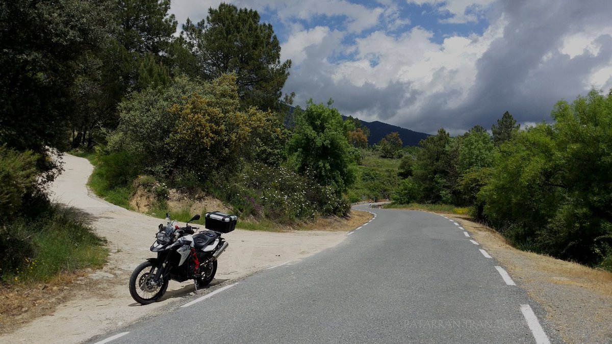 MaestrePatarran's tweet photo. Amazing day.
;-)
#KeepCalmAndRideOn #gredos #mijares #burgohondo #bmw #f800gs #spiritofgs #gsfans #makelifearide #bmwmotorrad #twowheels #dosruedas #ILoveRide #motorcycles #carpediem https://t.co/FklfxaFqdb