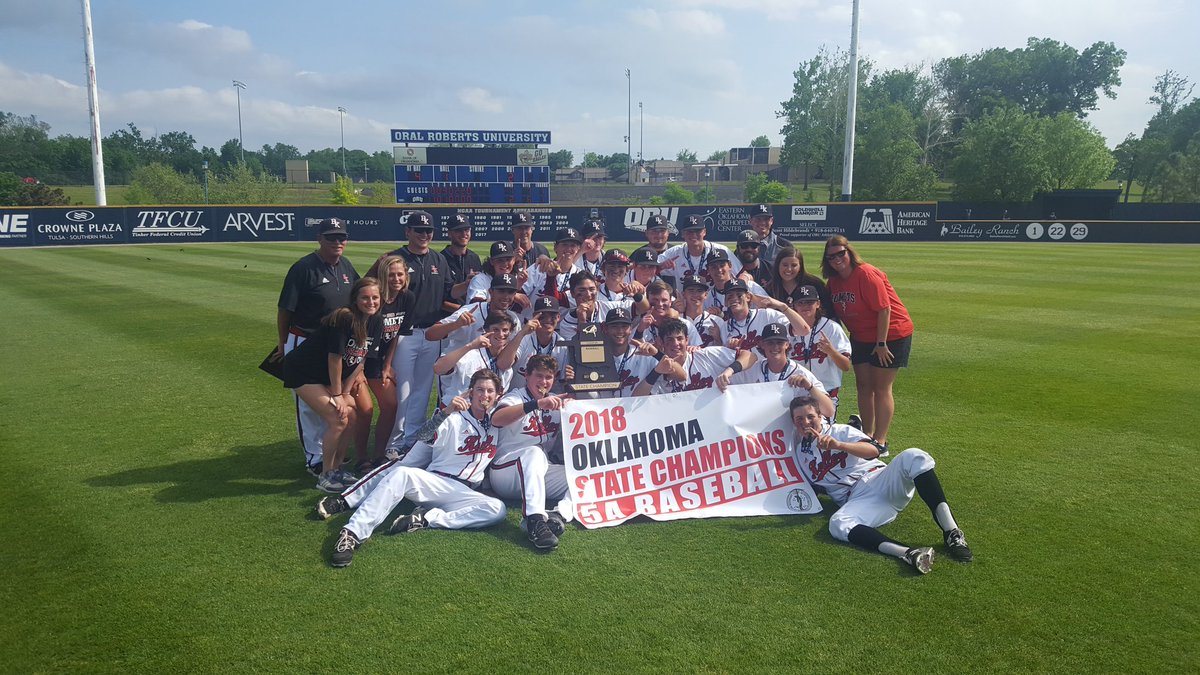 BKComets's tweet photo. State Champs!!!! Comets win 7-2 https://t.co/eDd0Yzfkuy