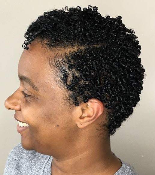 oyinhandmade's tweet photo. YES CURLS!! 💯
.
#repost @zariasalon Big chops are always happening at Zaria Salon! 🌺 Cut and Styled by Apple 🍎 #naturalhair #curlyhair #texturespecialists #texturedhair #cut #color #floridasalon #healthynaturalhair #healthyhair #naturalhairsalon #nat… https://t.co/sZ9rhUWIFn https://t.co/QHvXxiIli0
