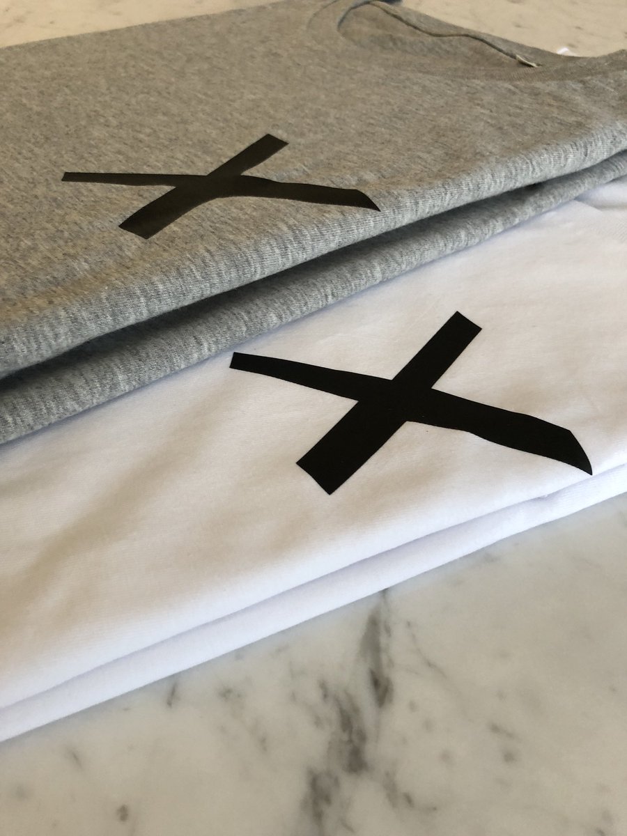 Myflexprint's tweet photo. #Xtee #antwerpfashion #designyourowntshirt #organiccotton #fashion Order Now #flexprint https://t.co/7Pe0Jnk6f6
