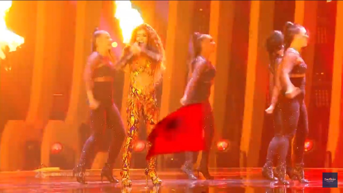 kledi_21's tweet photo. #ALB👐🏻 #ALBANIA 🇦🇱 #Albanians  #EugentBushpepa  #ErmalMeta  #EleniFoureira  #congrats 👏🏻 #ESC2018  #EUROVISION https://t.co/Ms9dc6Br2A