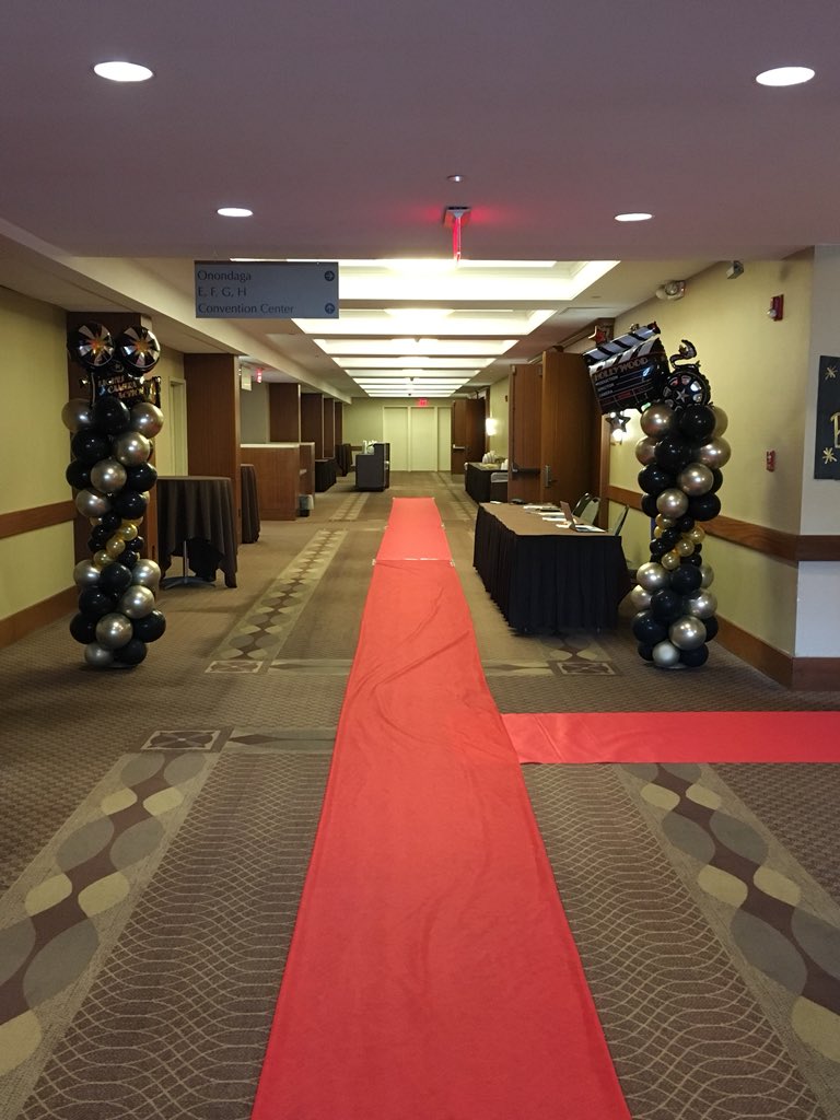 LpoolStudentAct's tweet photo. LHS Junior Prom 2018!! https://t.co/4F6pGAqDRg
