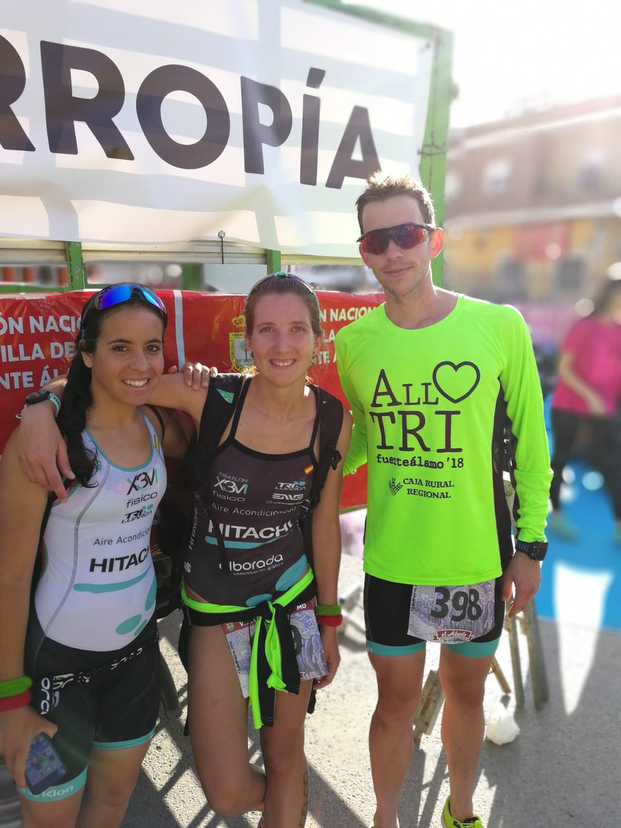 X3MTri's tweet photo. TRI FUENTE ÁLAMO 🏊🏼♀️🚴🏼♂️🏃♂️
Nutrida representación del X3M en un triatlón de categoría como el #trifuentealamo.
Enhorabuena a todos y en especial a #labalarubia @martahaztetwit por ese 2° puesto en GGEE. 🔝🔝🔝
¡ARRIBA esas #x3mgirls!
#orgullodex3m #temporada2018 https://t.co/cWIJE1zmxI