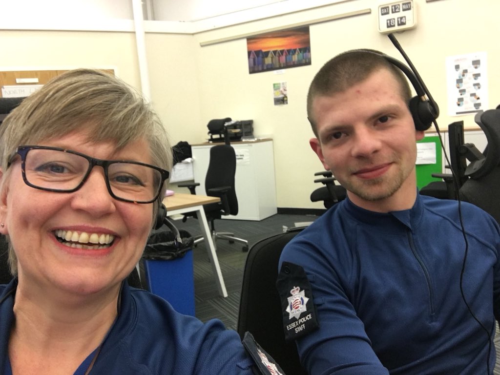 SInspVanZanten's tweet photo. When you get to work in @EPControlRoom & find out youβre sitting next to this one.. This was about the only moment @SPCCraigPhoenix & I had time to get a #SCelfie due to how busy it was on #BraintreeControl! π https://t.co/HJc0BYHhCU