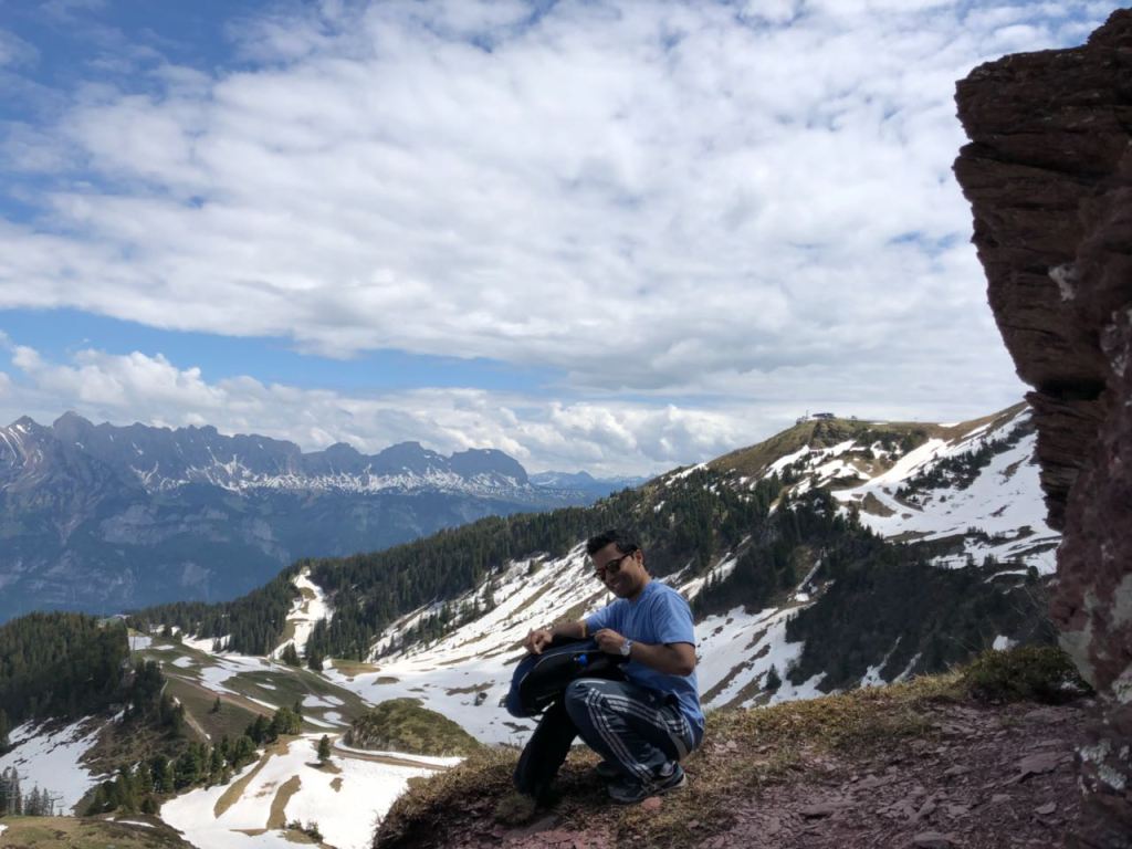 mirkhalidali's tweet photo. Up in the Swiss Alps https://t.co/TegcV7H9kV https://t.co/5vb2NanNME