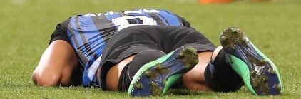 twINTERvallo's tweet photo. Stasera così! Nodo in gola e magone. Innamorato come sempre ma distrutto. 

#InterSassuolo #Inter #rafinha https://t.co/5lov9UpVSa