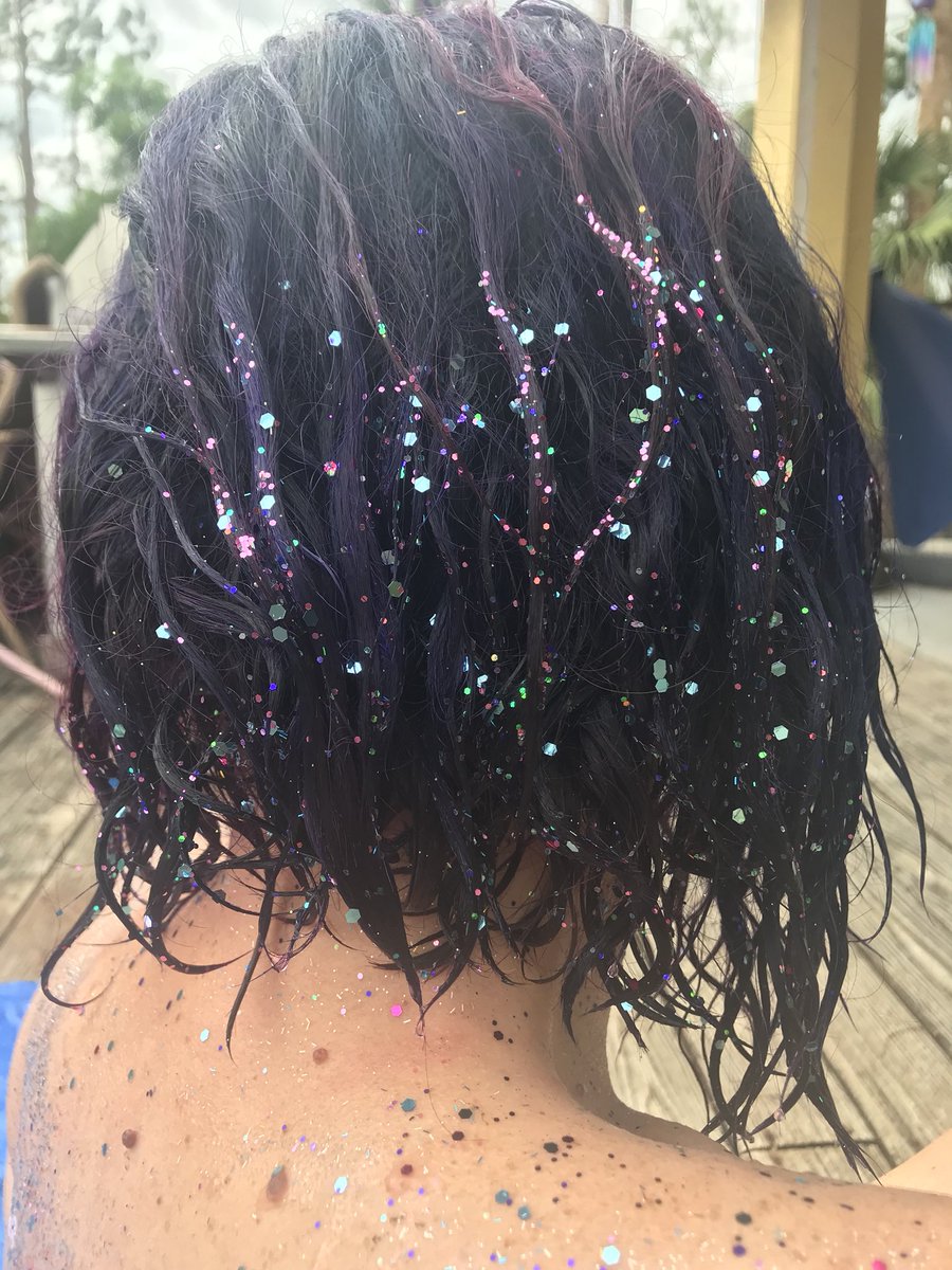 Lauren_See14's tweet photo. I was a #SparkleFish today with @Sakurapaws! Can’t wait to show you guys how these turned out! @sonic_cosplayer thank you for being our photographer! #glitter #sparkle #glitterbath https://t.co/4leJ4Jcntf