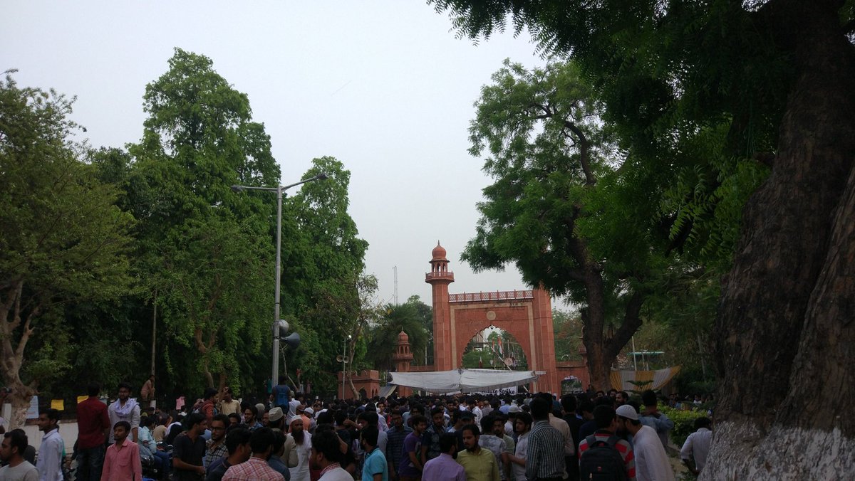 shuaibaligarian's tweet photo. #HungerStrikeAMU
#WeStandWithAMU https://t.co/KLtHJq7NJZ