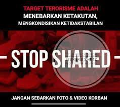 Please JANGAN SEBAR foto-foto korban ledakan, baik di Twitter, Facebook, maupun di grup-grup WA. Itu justru akan membantu pelaku teror untuk memperluas sebaran teror. 

Silakan berbagi informasi, tapi jangan sebar ketakutan.