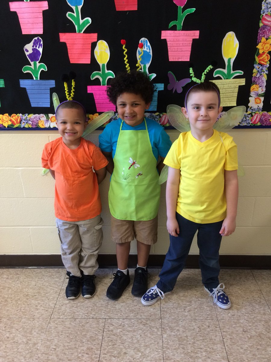 jeannemckinley4's tweet photo. Our βBugzβ Play was a huge success!#batesbears #bateselem#Wearejcps https://t.co/9t46RCswFp