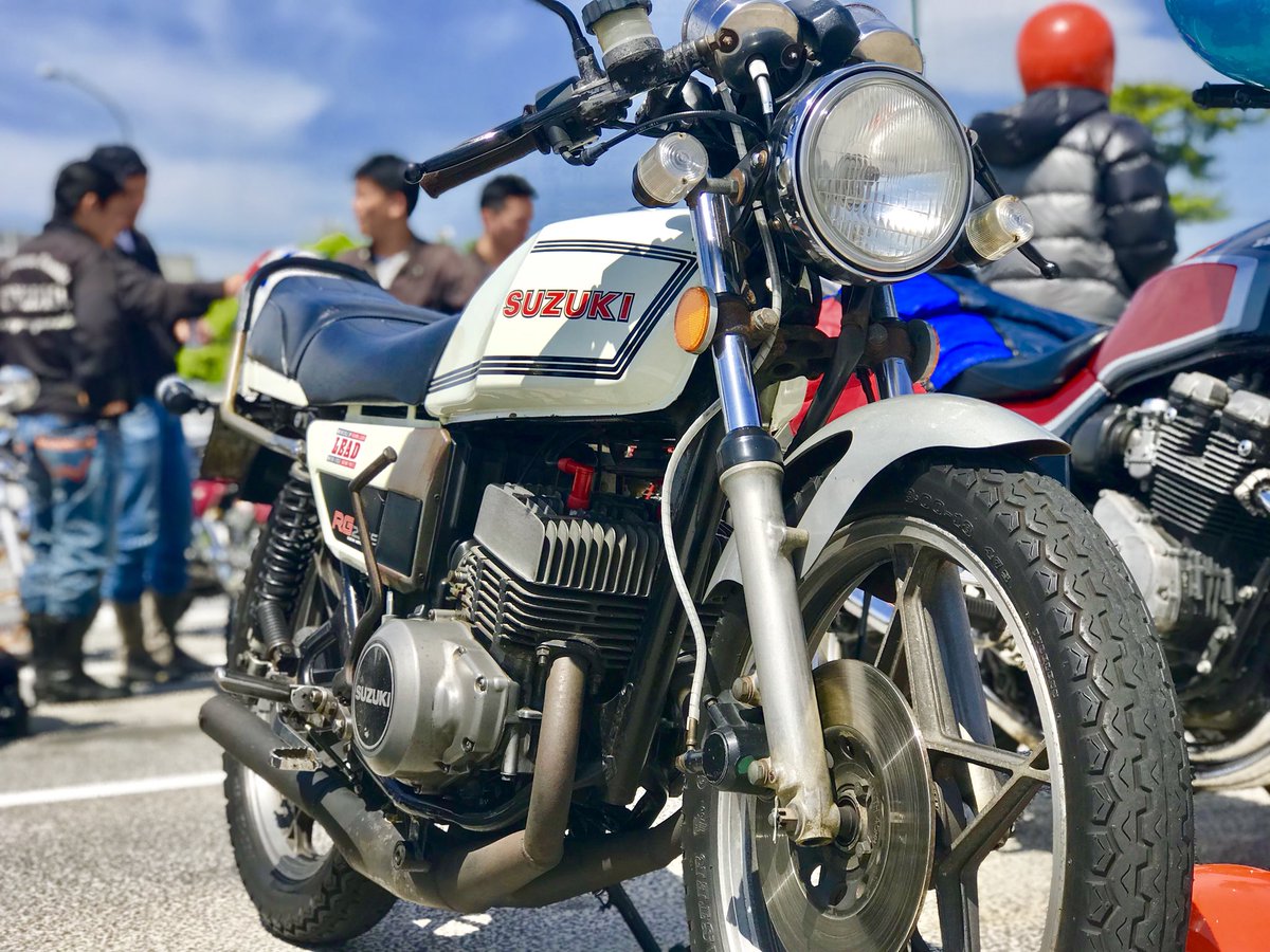 アフロ C Sur Twitter Facebookでいつもいいねありがとうございます Rg250 Rg250e カフェレーサー Caferacers バイク乗り 昭和 2stoke Bikeride Motorcycle Bikelife 当時 Beet 昭和感 カスタムバイク 旧車 渋い 単車 Photogenic 撮影会 バイクの