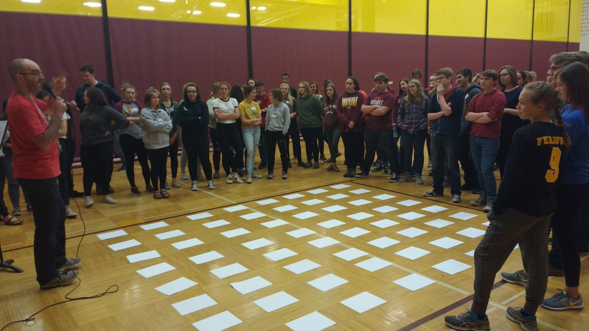 DenfeldBARR's tweet photo. Denfeld Link Crew May Day this week. We are already getting ready for the incoming Class of 2022 Orientation on Thursday, August 30! @HunterPrideDHS @DenfeldLink @PrincTMScon https://t.co/qypMVBO7hs