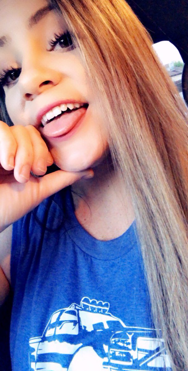 saralynnCA's tweet photo. Back to blonde!!
#havingmorefun ๐๐ผโโ๏ธ https://t.co/THih9Es1Ak