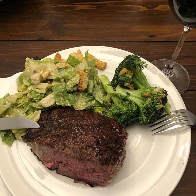 Bryan_Peters's tweet photo. #SteakSaturday #Tomahawk #MidRare https://t.co/19rWFGoYAn https://t.co/jXdSBr4cxQ