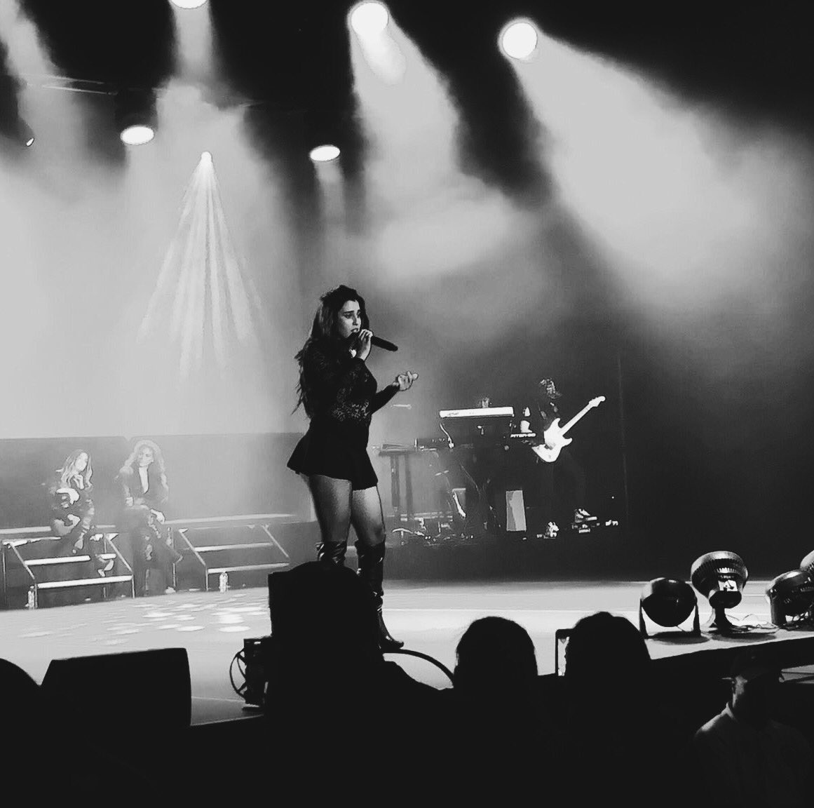 laurenjpics's tweet photo. After 6 years with Fifth Harmony, Lauren Jauregui is now, officially, a solo artist. This is the beginning of a new and amazing journey. We are excited for this new era! 
It’s THE era for our singer-songwriter, our Lauren Jauregui.  ✨🦋 https://t.co/8Osv6IdLq3