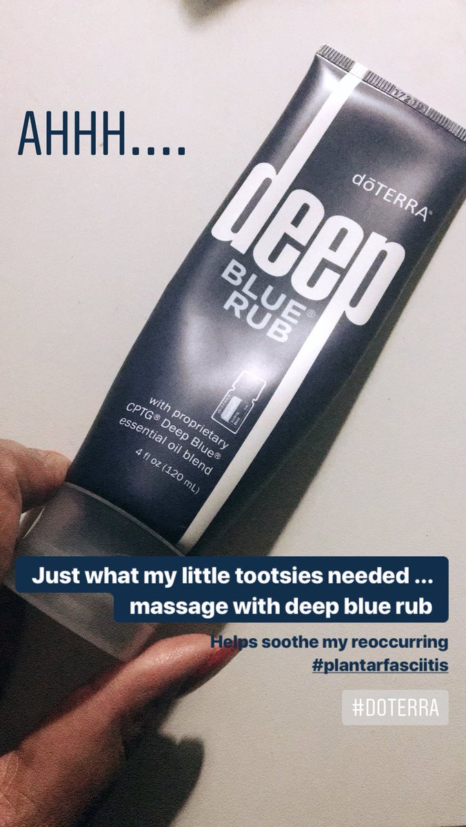 thefemininecode's tweet photo. Perfect thing for aching feet after a long day to help soothe my reoccurring #plantarfasciitis #doterra #deepbluerub #happyfeet 💗 https://t.co/7C4SDSRjPB