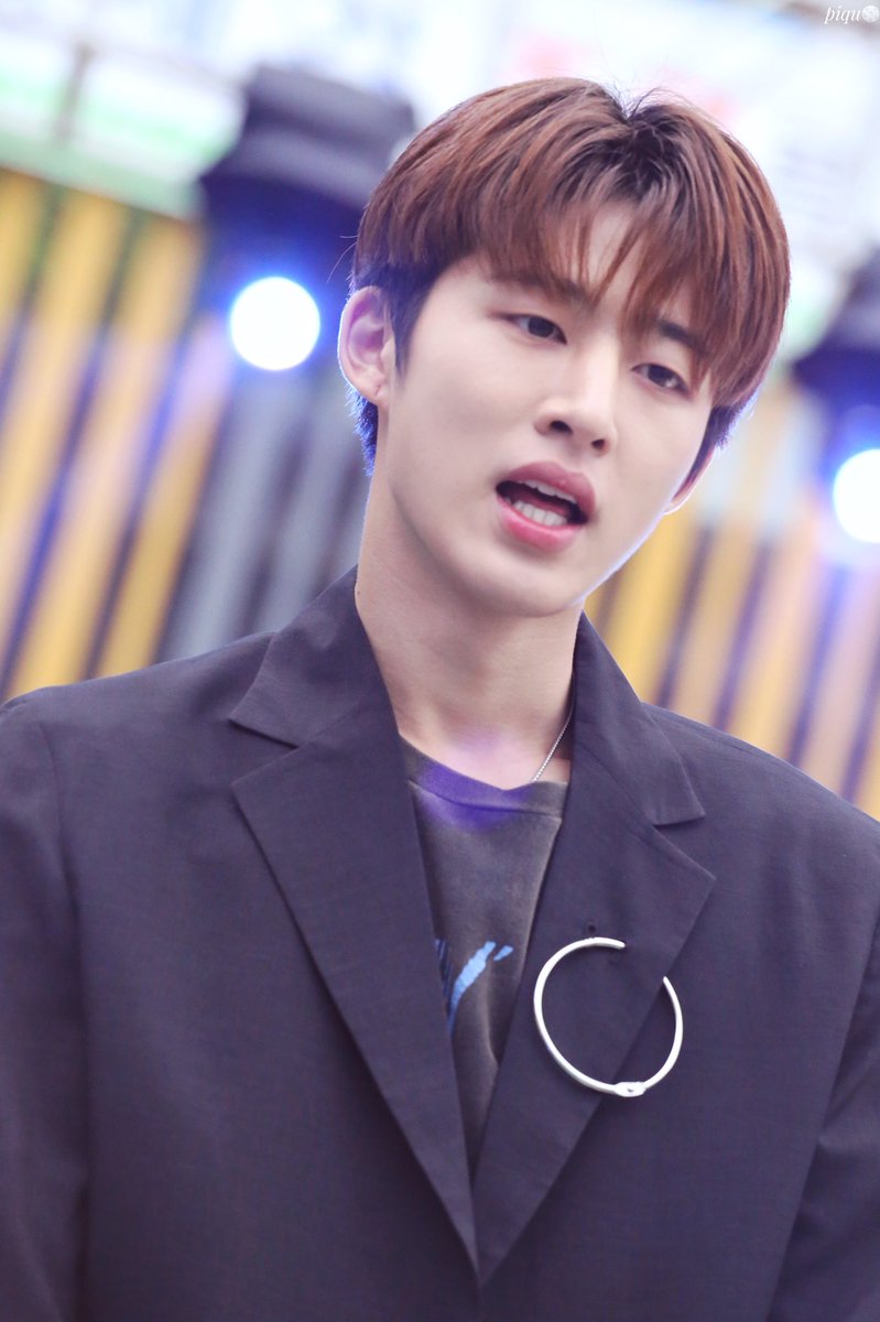 piquuuuuu's tweet image. 180511 서경대 축제 

김한빈!!잘생겼다❣️!!( ´▽｀)🎙️🎤🎵 머리부터 발끝까지 다 완벽해💕

#김한빈 #hanbin #iKON #아이콘