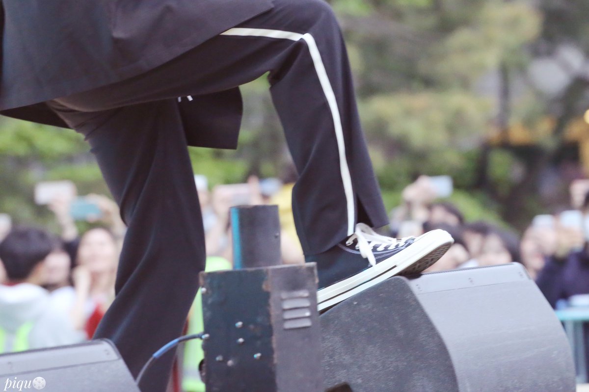 piquuuuuu's tweet image. 180511 서경대 축제 

김한빈!!잘생겼다❣️!!( ´▽｀)🎙️🎤🎵 머리부터 발끝까지 다 완벽해💕

#김한빈 #hanbin #iKON #아이콘