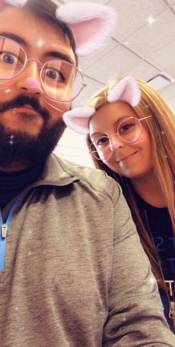 wowtauga's tweet photo. This amazing mother helping our customer set up their new DTV services before they enjoy this beautiful weekend! Good job Christy! #WEARENTXDYNASTY https://t.co/ohtRRAqrKO