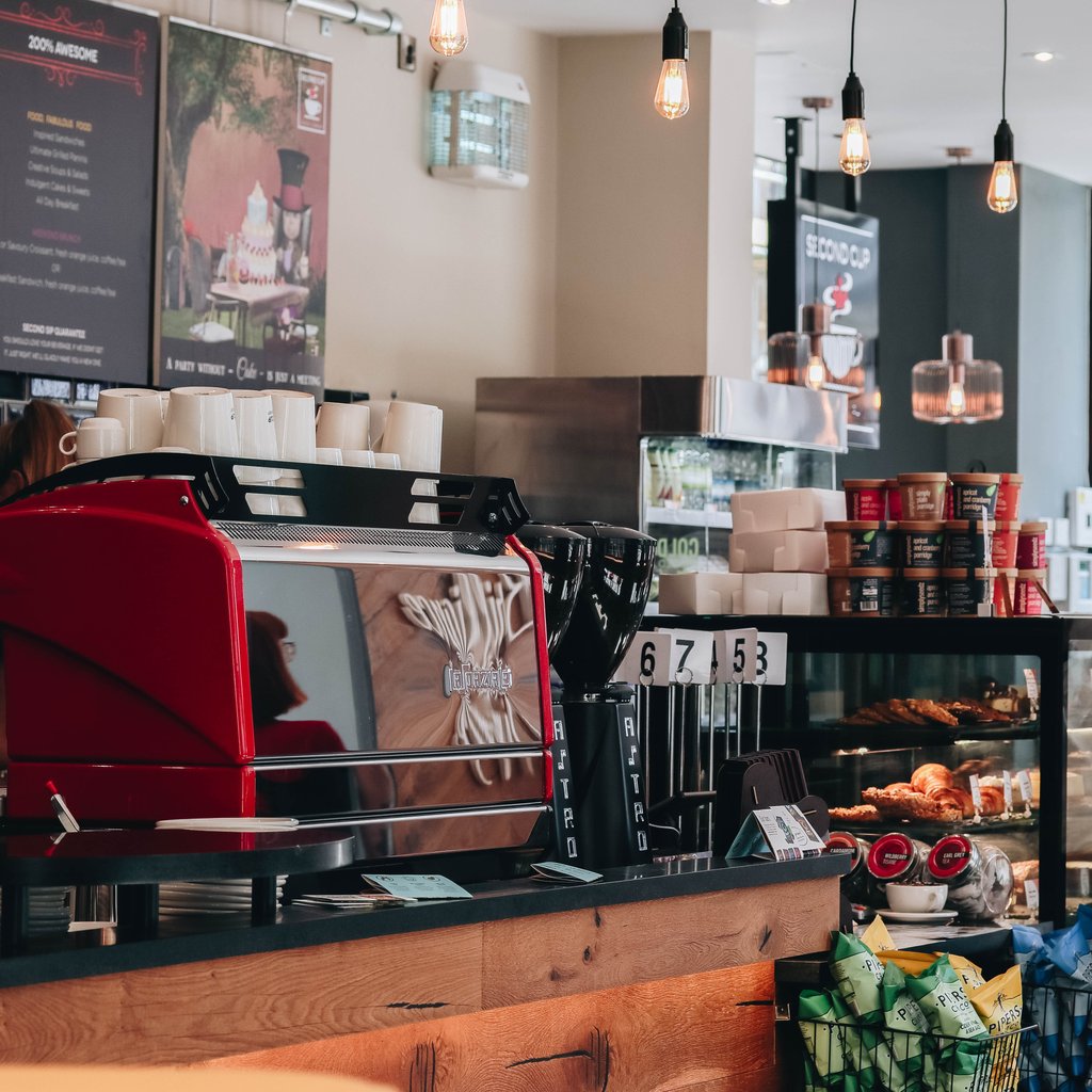 SecondCupSoton's tweet photo. Awww.....make it your second home @secondcupsouthampton. 
#spreadthelove #cosy #twofloors #Great #interiordesign #coffeeholics #coffeemadness #tealover #tealatte #summer #chillers #coldbrew #Southampton #SpecialityCoffee https://t.co/GRpm0uWjGx