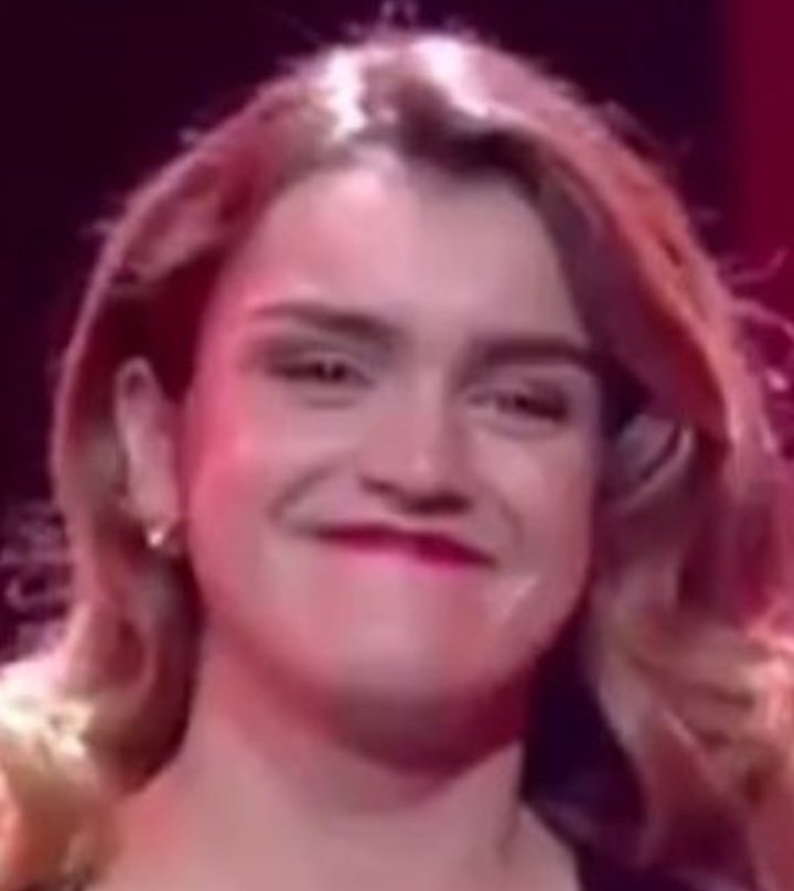 braisjoel's tweet photo. Vaya remontada del pelo de Chema #Eurovision https://t.co/O8Hn7PtoR4