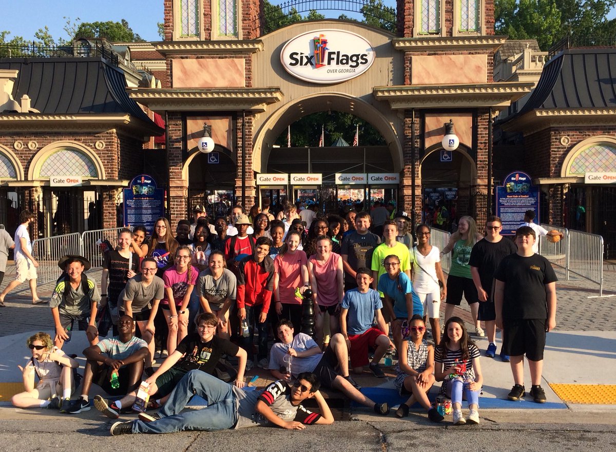 AmoryBands's tweet photo. A great day was had by all. AMS Gold Band placed 3rd in their performance category at the Music in the Parks festival and had a blast at @SixFlagsOverGA 
It’s been real. 
It’s been fun. 
Now we’re headed home. #PantherPride https://t.co/iZR0XDCHFy