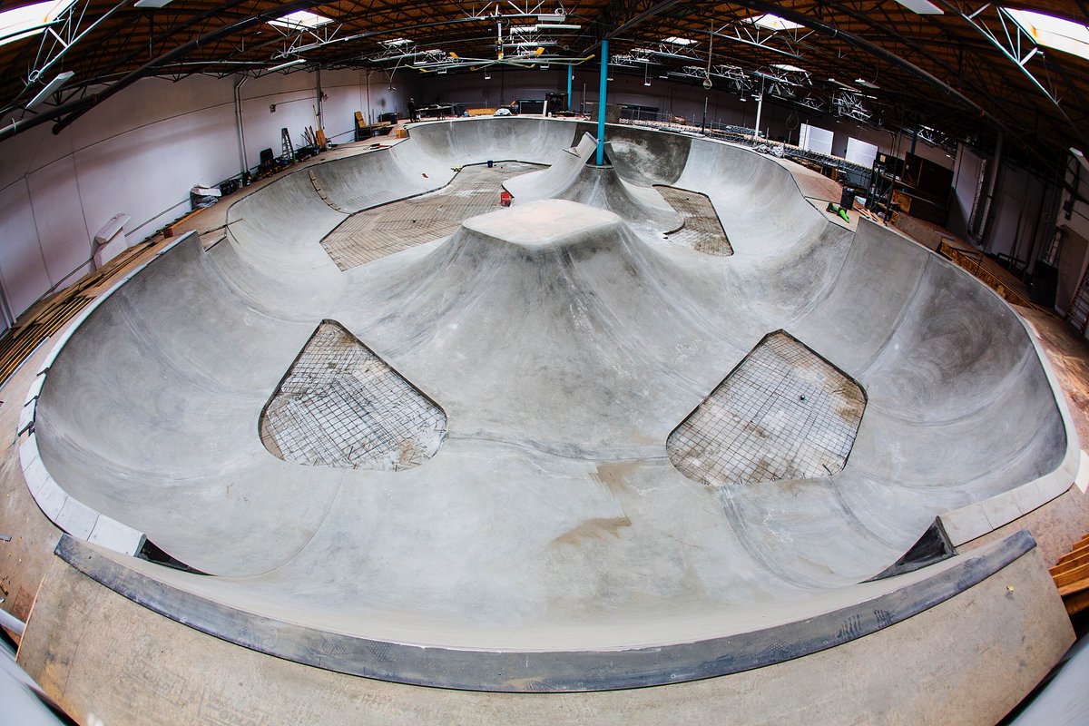 CAProductions13's tweet photo. We are beyond stoked on how the #CATF park course is coming together! Amazing job @caskateparks 🙌
.
.
#caproductions #caskateparks #skateparks #skateboarding #skatelite #concrete #STANLEY #performanceinaction https://t.co/wUsfgcUXsp