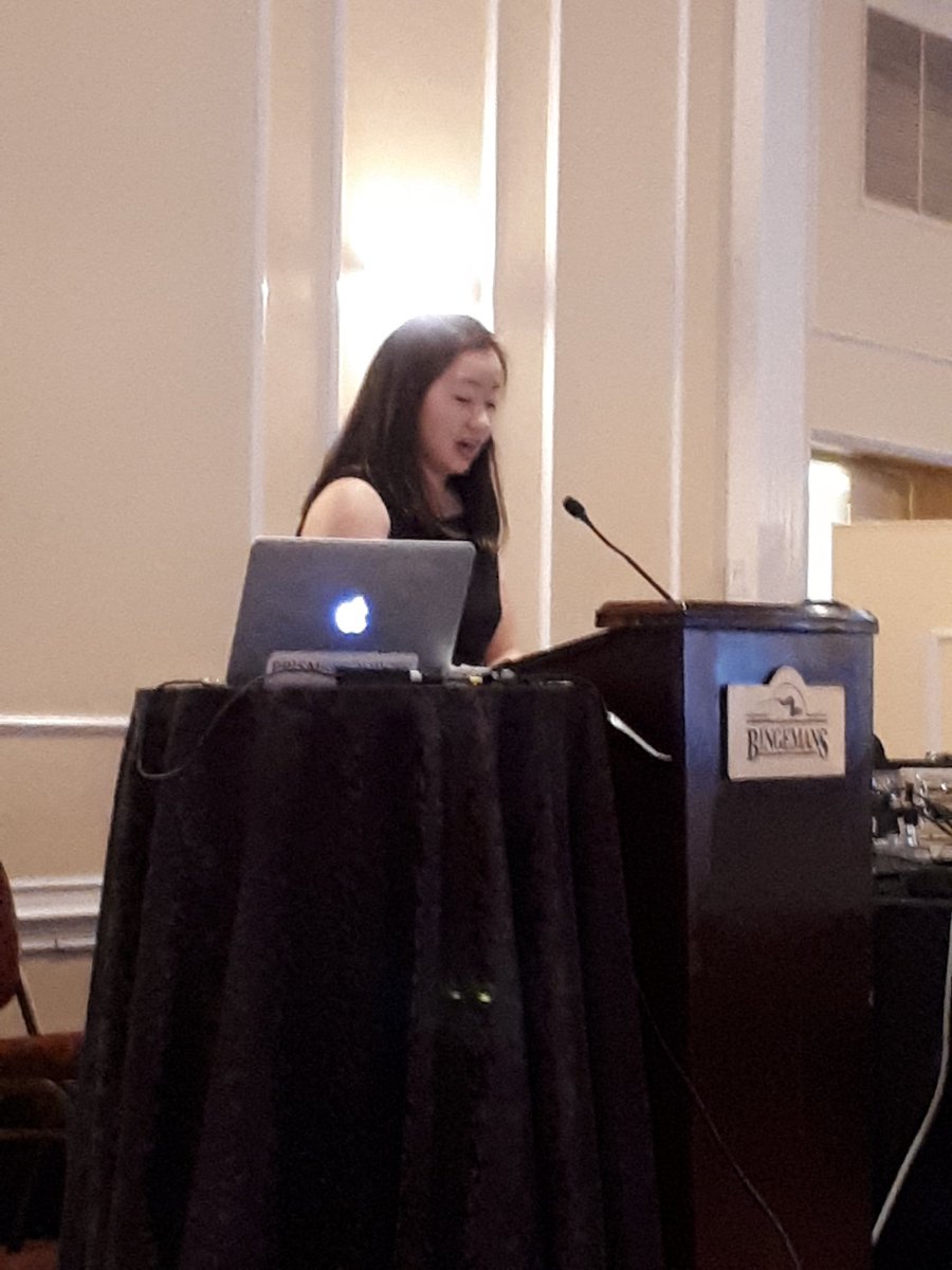 BU111_WLU's tweet photo. Inspiring words from 30 under 30 Goldenhawk Sarah Au: You can be a game changer if you know your strengths and focus. Resilience, heart and learning to bounce back from loss #libc2018 https://t.co/w7pGzGDpfN