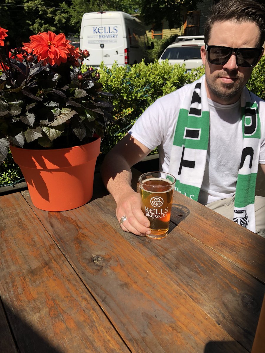 KellsBrewery's tweet photo. Cheers! We are open early for Timbers tomorrow at 10:30am! @timbersarmy @TimbersFC https://t.co/gPupKWk10g