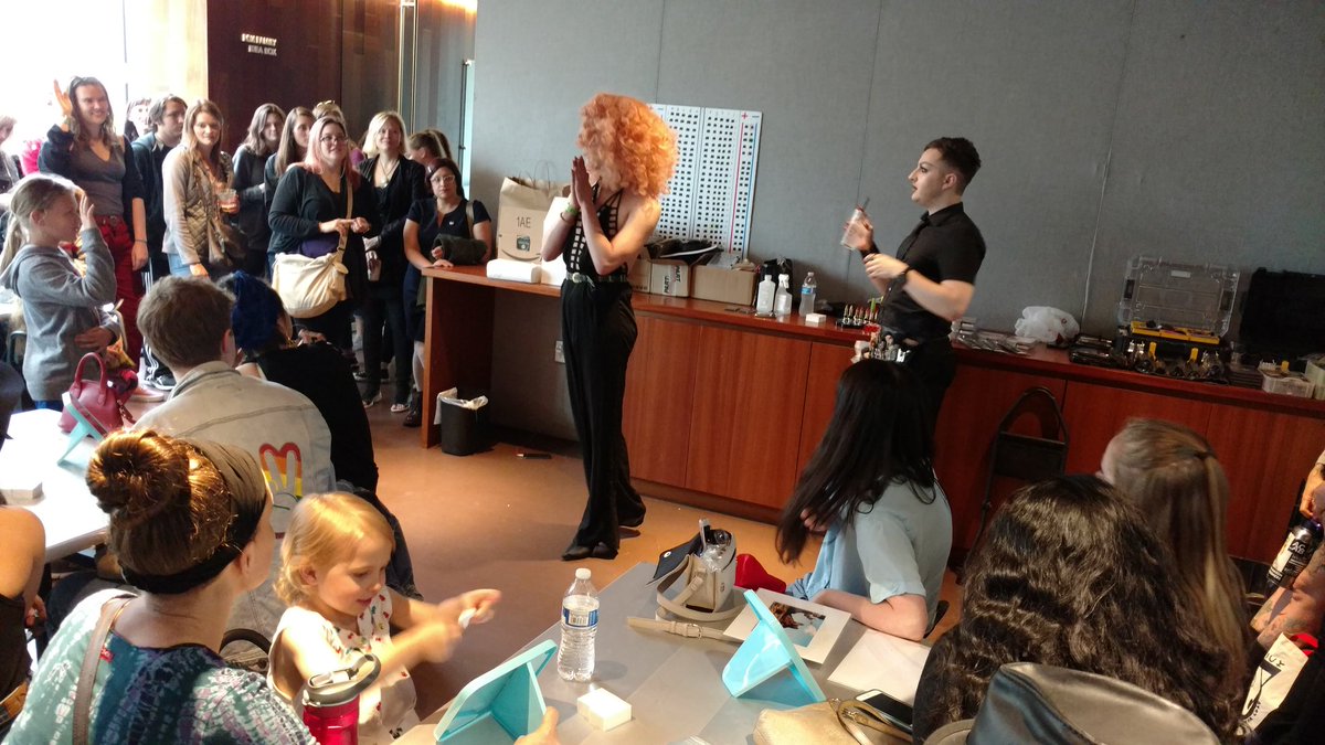 thephotointern's tweet photo. Drag Queen's teaching how to do the perfect makeup! #femfest @mcadenver https://t.co/UVlIksFdjt